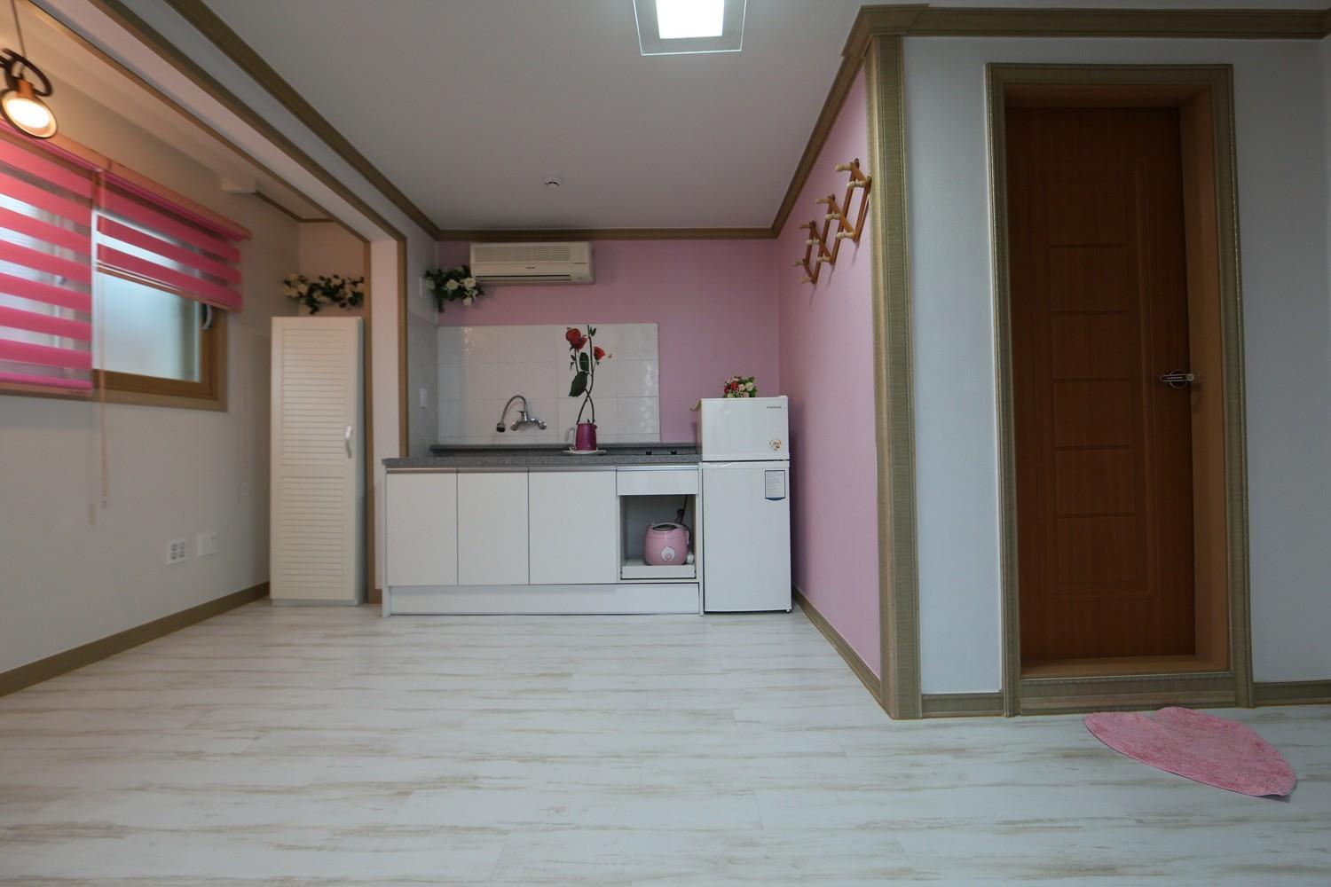 Daecheon Jeulgeoun Pension ボリョン 部屋 写真