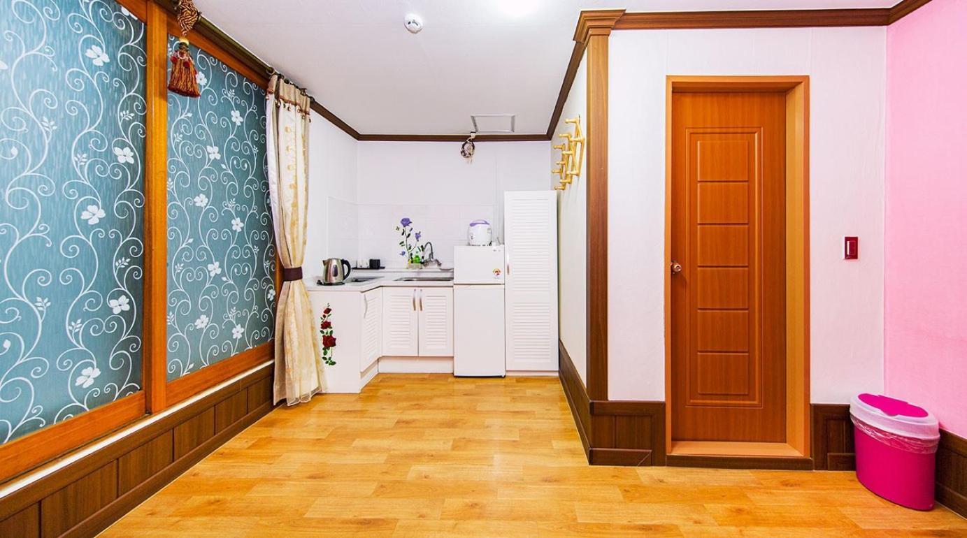 Daecheon Jeulgeoun Pension ボリョン 部屋 写真